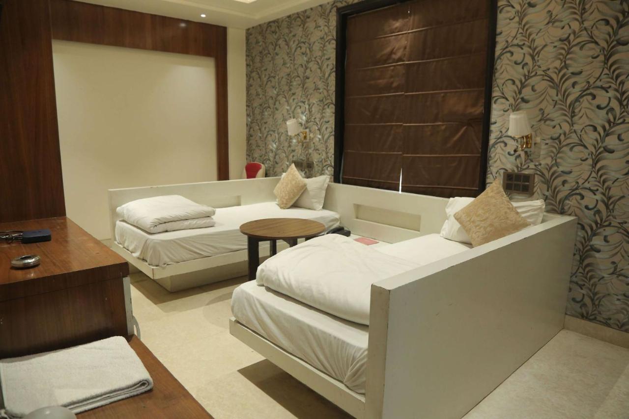 Leeway Hotel New Delhi Eksteriør bilde