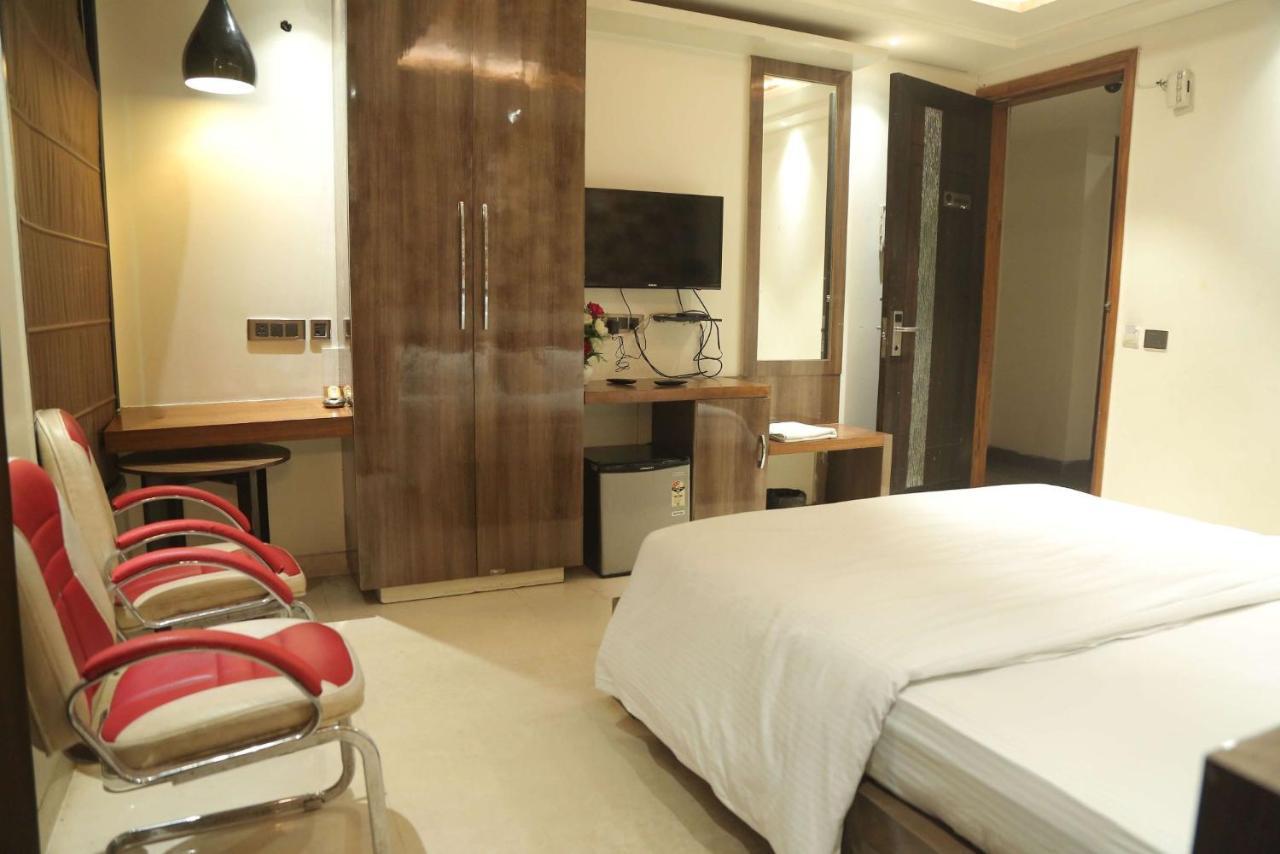 Leeway Hotel New Delhi Eksteriør bilde
